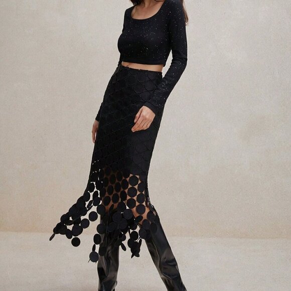Black Casual Women's Laser Cut Multi Circle Double Layered Skirt - Picture 3 of 8